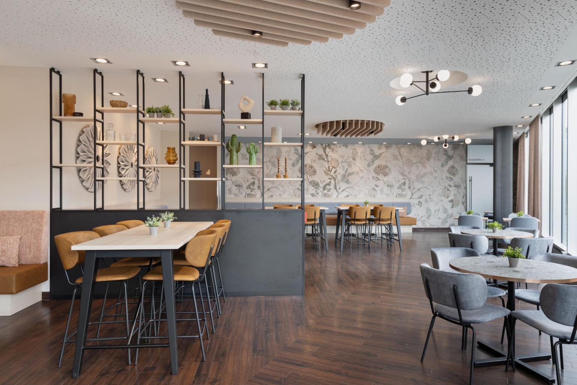 Courtyard By Marriott Hotel 4*