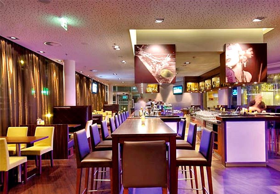 Courtyard By Marriott Hotel 4*