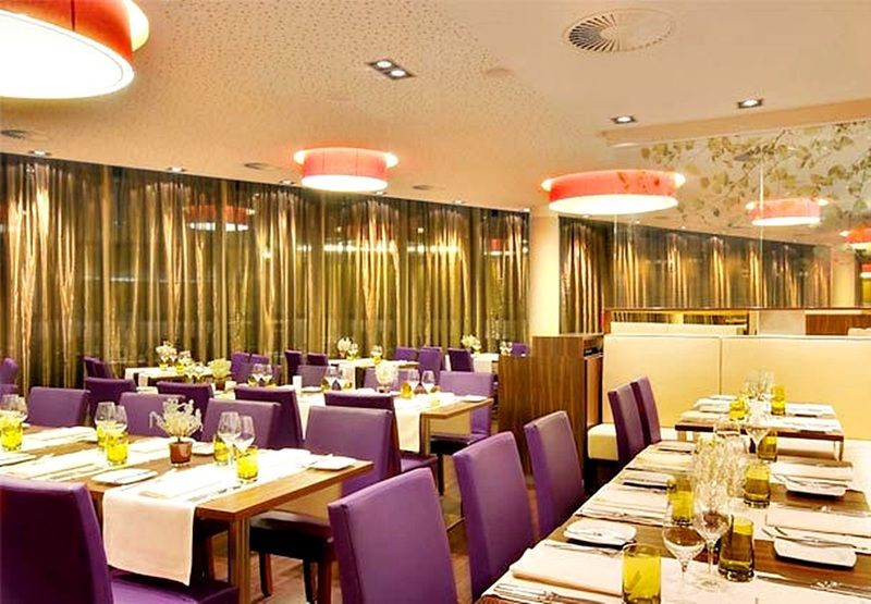 Courtyard By Marriott Hotel 4*
